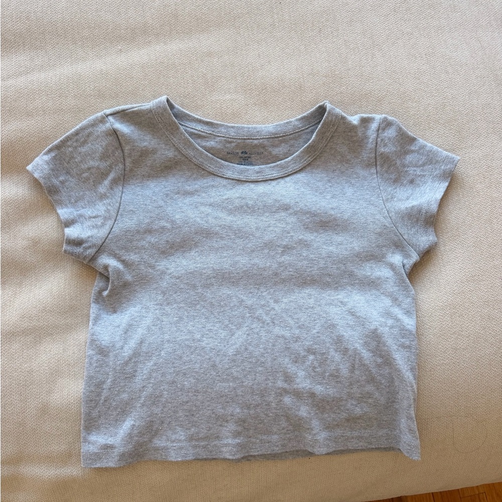 Brandy Melville Light Gray baby tee